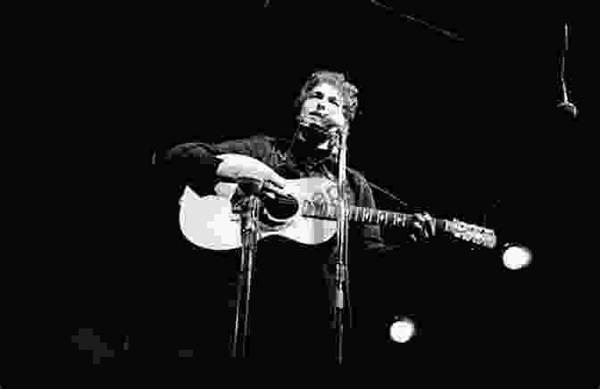 Bob Dylan Performing At A Folk Music Festival Bob Dylan (Little People BIG DREAMS 37)