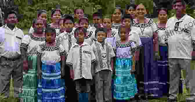 Mayan Women In Traditional Clothing Gathered In A Community Meeting Weaving Chiapas: Maya Women S Lives In A Changing World